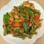 Best Chicken with Snow Peas in Santa Cruz, CA